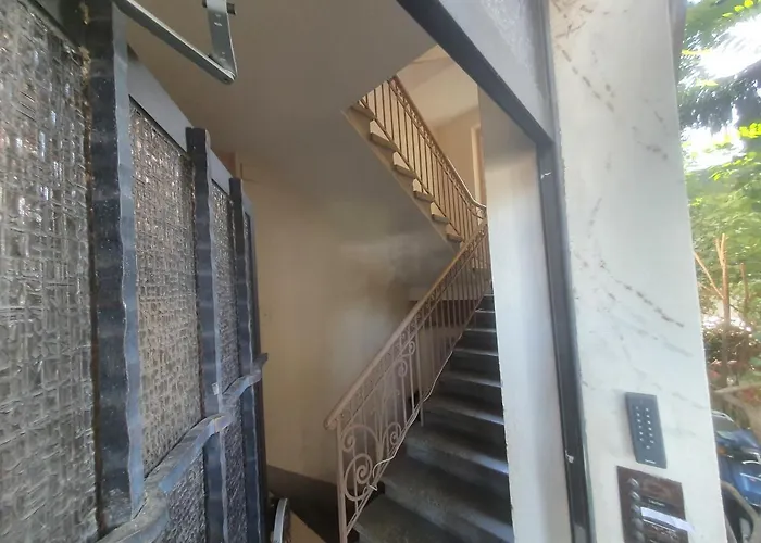 Sonnegg Guest Inh M Bisegger Homestay Zurich