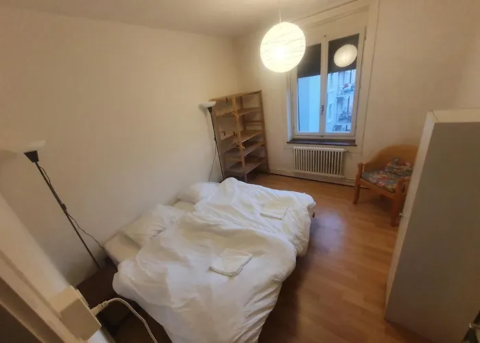 Sonnegg Guest Inh M Bisegger * Zurich